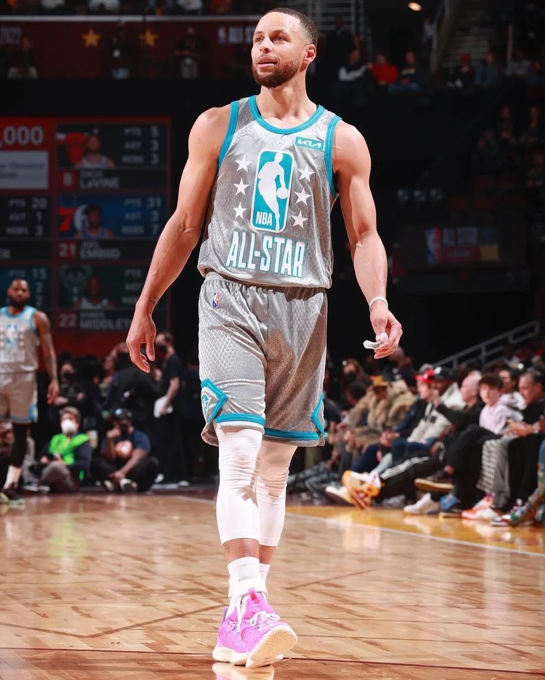 交出了一份 交出了一份